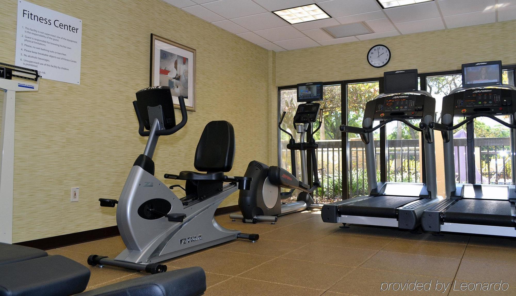 Holiday Inn Express Tampa-Brandon By Ihg Exterior photo