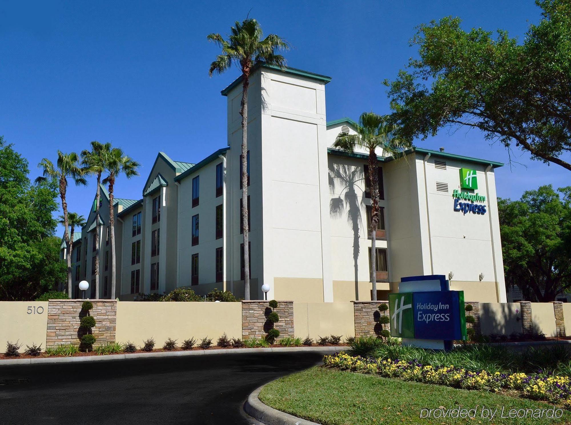 Holiday Inn Express Tampa-Brandon By Ihg Exterior photo